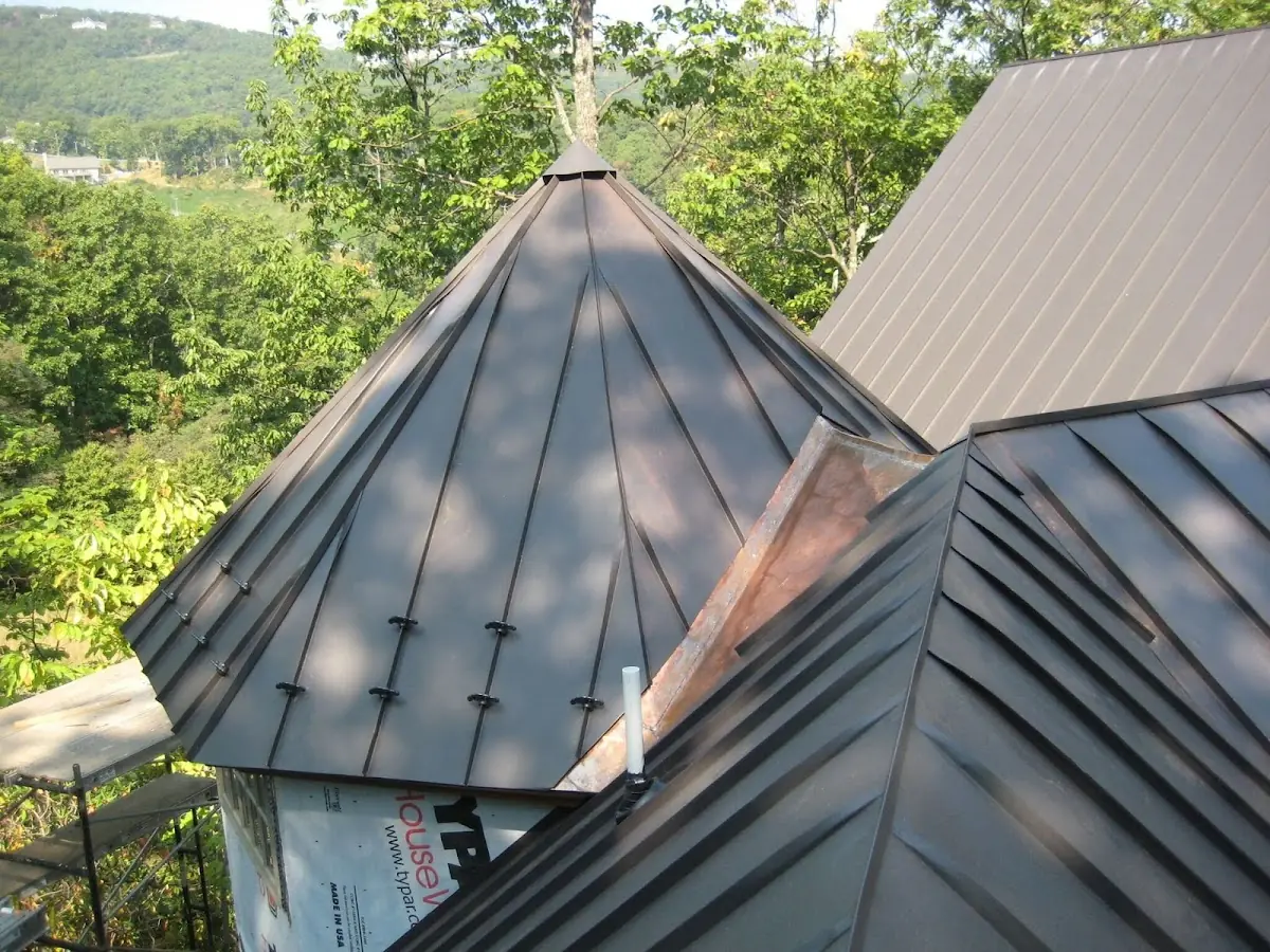 Professional Roof Tarp Installation by Craftsman Roofing in Waikoloa Village